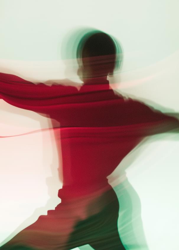 imagen decorativa de persona en movimiento